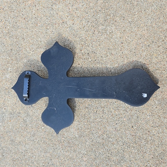 Animal Print Cross - Picture 3 of 3